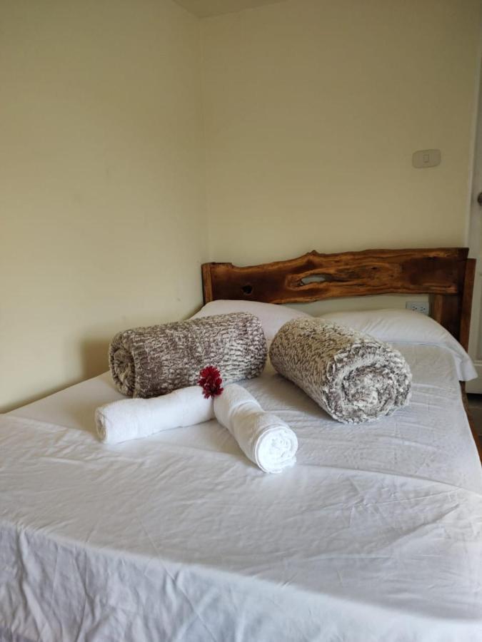 Hostal Casa Madrigal Hotell Filandia Eksteriør bilde