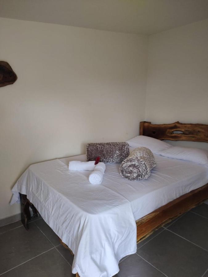 Hostal Casa Madrigal Hotell Filandia Eksteriør bilde