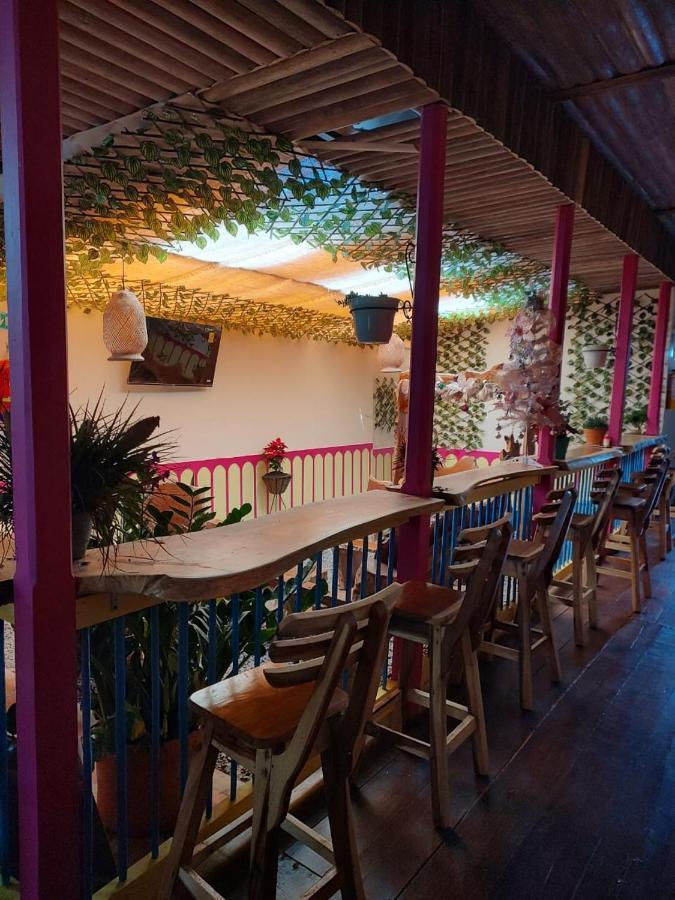 Hostal Casa Madrigal Hotell Filandia Eksteriør bilde